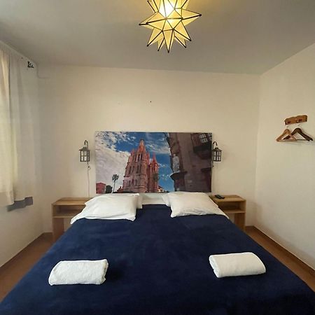 La Catrina Hostel San Miguel de Allende Bagian luar foto